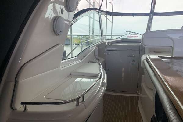 Sea Ray 52 SUNDANCER Yacht For Sale