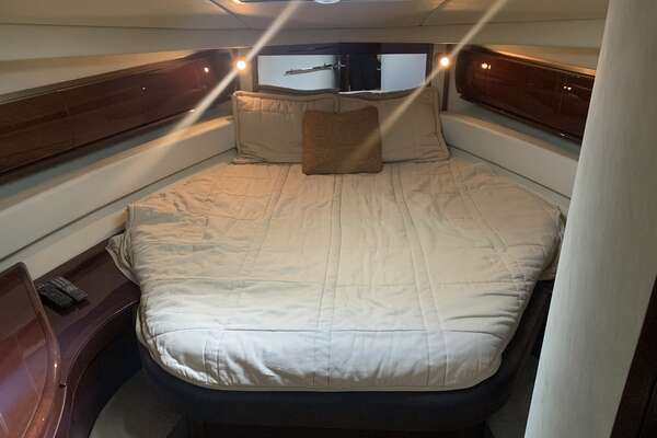 Sea Ray 52 SUNDANCER Yacht For Sale