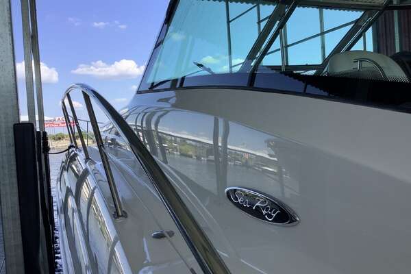 Sea Ray 52 SUNDANCER Yacht For Sale