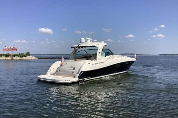 Sea Ray 52 SUNDANCER Yacht For Sale
