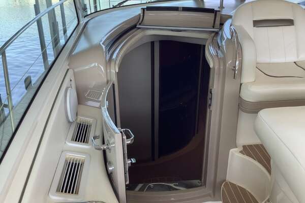 Sea Ray 52 SUNDANCER Yacht For Sale