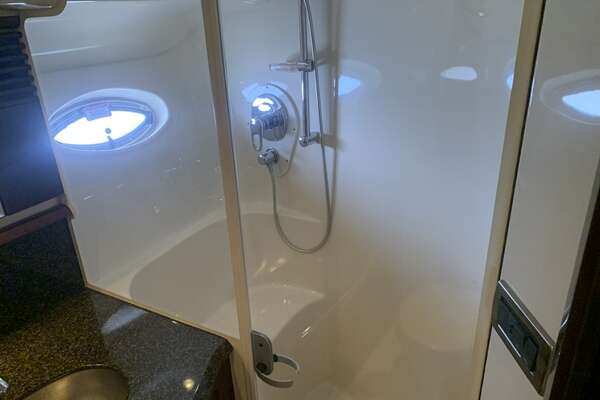 Sea Ray 52 SUNDANCER Yacht For Sale