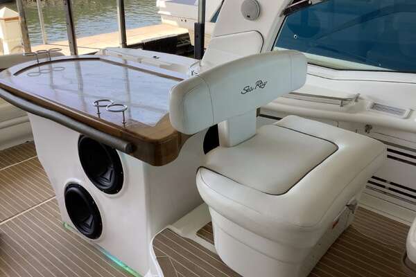 Sea Ray 52 SUNDANCER Yacht For Sale