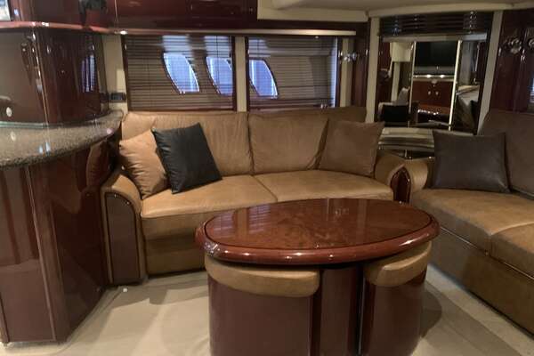 Sea Ray 52 SUNDANCER Yacht For Sale