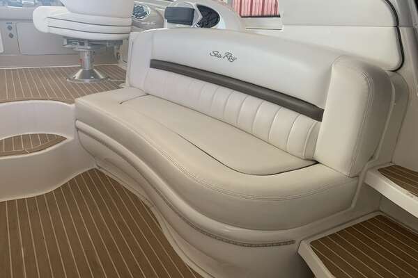Sea Ray 52 SUNDANCER Yacht For Sale