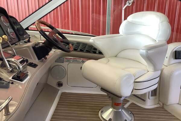 Sea Ray 52 SUNDANCER Yacht For Sale