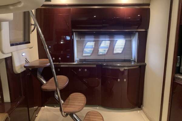 Sea Ray 52 SUNDANCER Yacht For Sale
