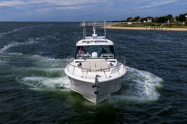 2024 Boston Whaler 40