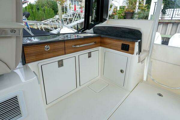 2024 Boston Whaler 40
