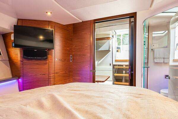 2024 Boston Whaler 40