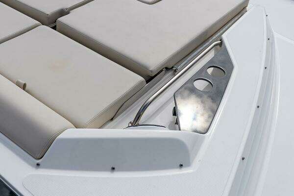 2024 Boston Whaler 40