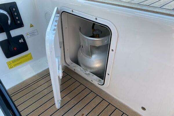 Hanse 385 Yacht For Sale