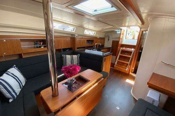 Hanse 385 Yacht For Sale