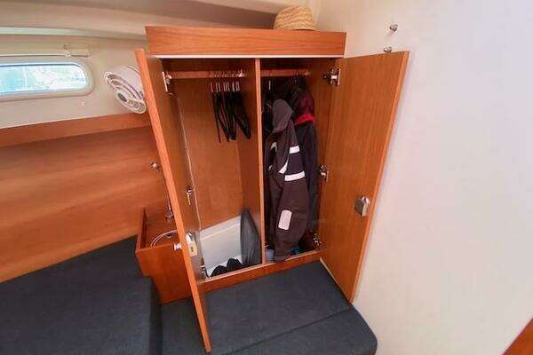 Hanse 385 Yacht For Sale