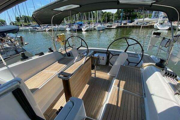 Hanse 385 Yacht For Sale