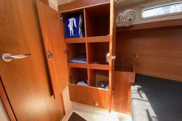 Hanse 385 Yacht For Sale