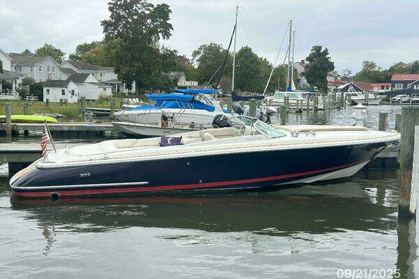 Photo of the 2006 Chris-Craft Corsair Heritage Edition "Sassy Girl"