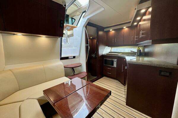 Regal 42 Sport Coupe Yacht For Sale