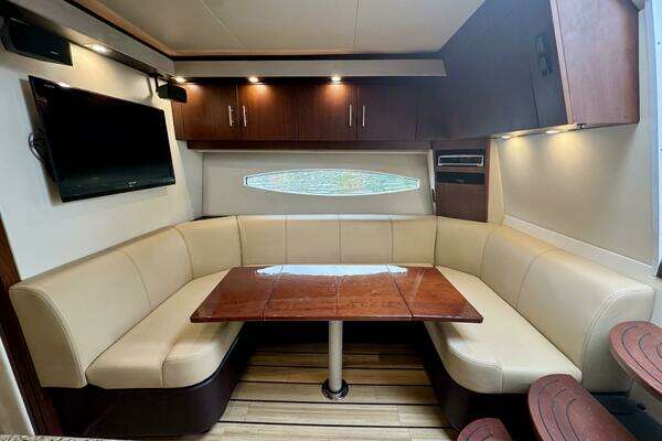 Regal 42 Sport Coupe Yacht For Sale