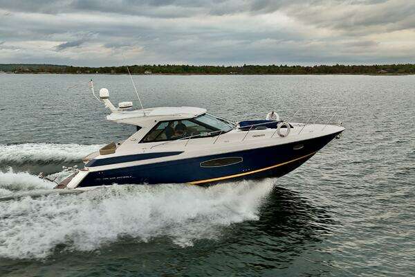 Regal 42 Sport Coupe Yacht For Sale