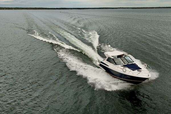 Regal 42 Sport Coupe Yacht For Sale