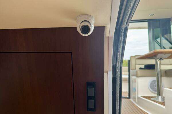 Regal 42 Sport Coupe Yacht For Sale