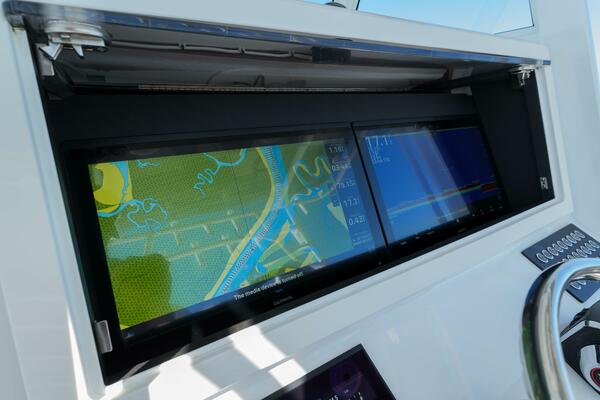 Onslow Bay TE Pelagic Predator- Electronics