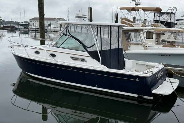 26-ft-Back Cove-2005-26 Hardtop Express-Laniva-Mystic Connecticut United States yacht for sale