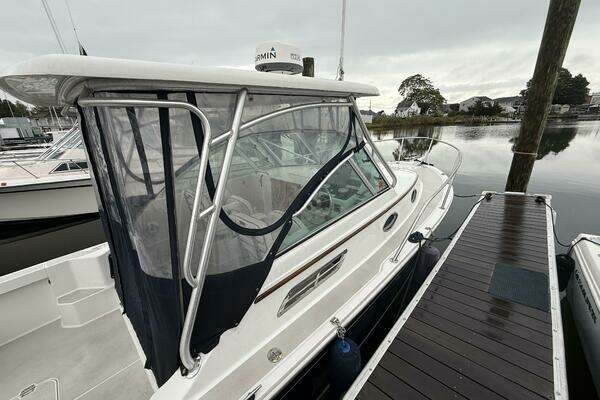 Photo of the 2005 Back Cove 26 Hardtop Express "Laniva"