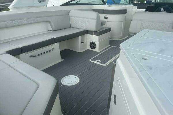 2022 Sea Ray 29