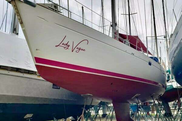 50-ft-Beneteau-2001-Lady Vague-Le Marin Martinique yacht for sale