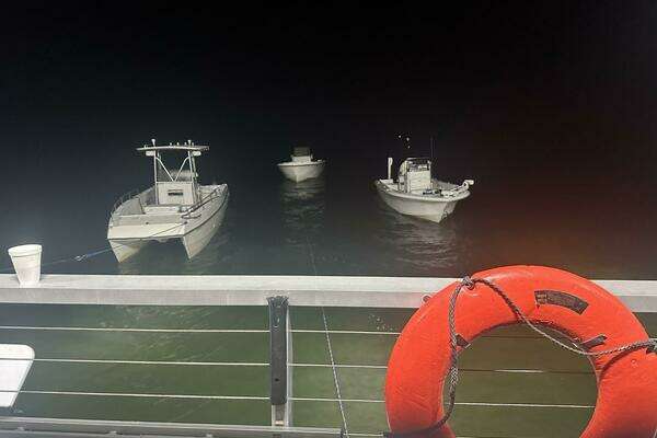 Avenger Luxury Catamaran Coastal Cruiser Yacht For Sale