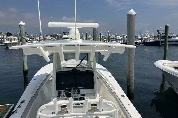 Regulator 31 Yacht For Sale