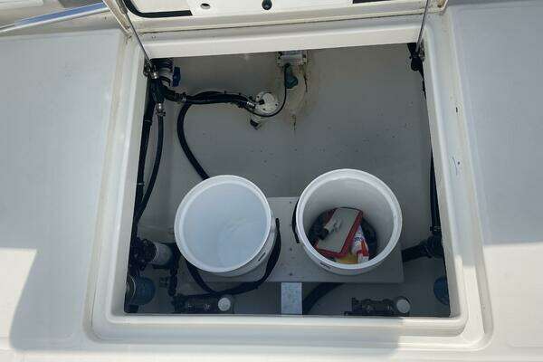 Regulator 31 Yacht For Sale