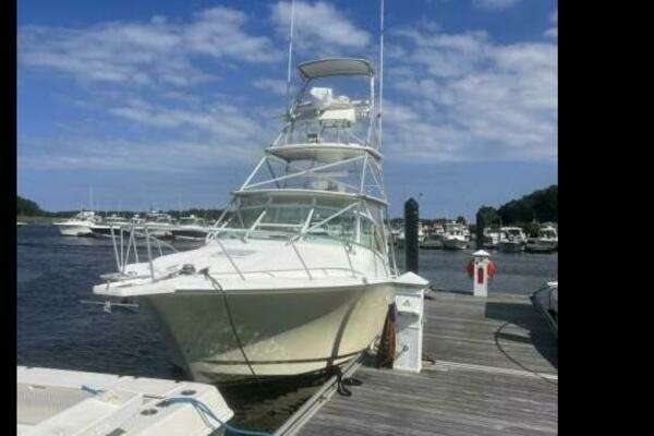 31-ft-Cabo-2001-Express-UNREEL-Newburyport Massachusetts United States yacht for sale