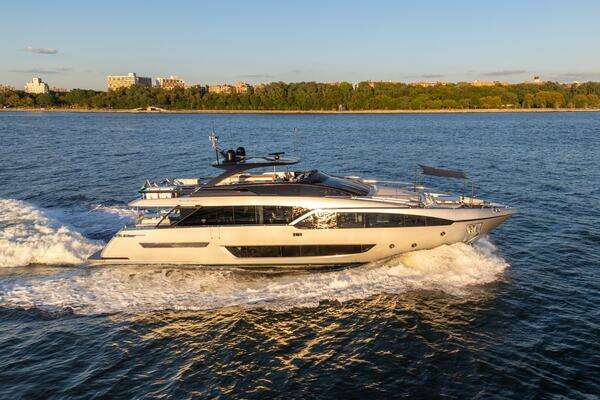 93' Riva