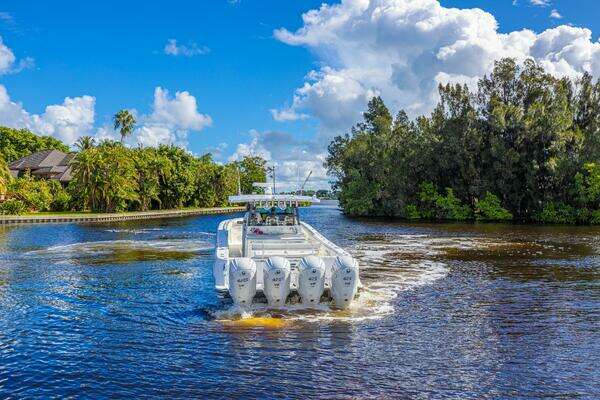 HCB 53 Suenos Yacht For Sale