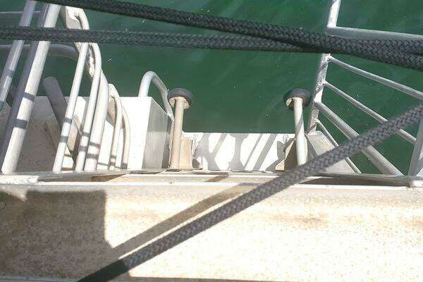 2003 Aluminum Cruiser 54