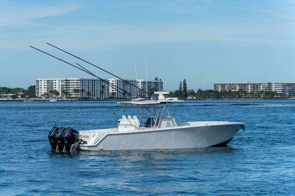 SeaVee 370z Yacht For Sale