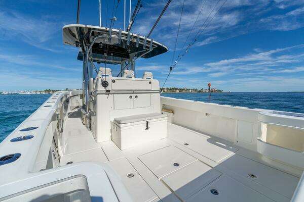 SeaVee 370z Yacht For Sale