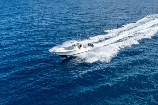 Remote Work 37ft SeaVee Yacht For Sale