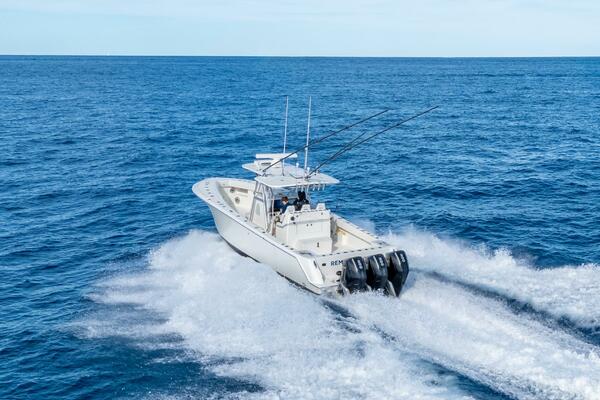 Remote Work 37ft SeaVee Yacht For Sale