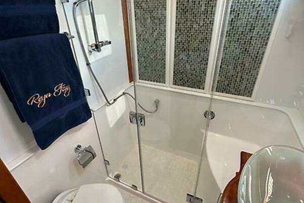 Sabre Express Yacht For Sale