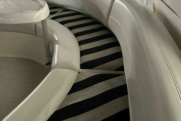 Meridian 391 Yacht For Sale