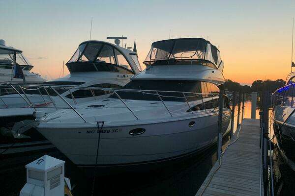 Meridian 391 Yacht For Sale