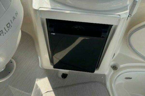 Meridian 391 Yacht For Sale