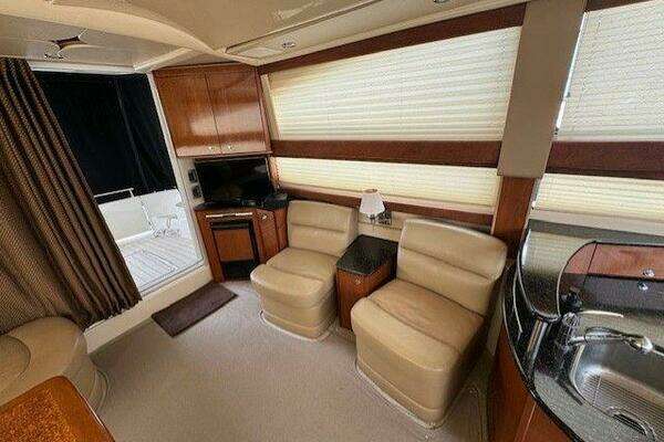 Meridian 391 Yacht For Sale