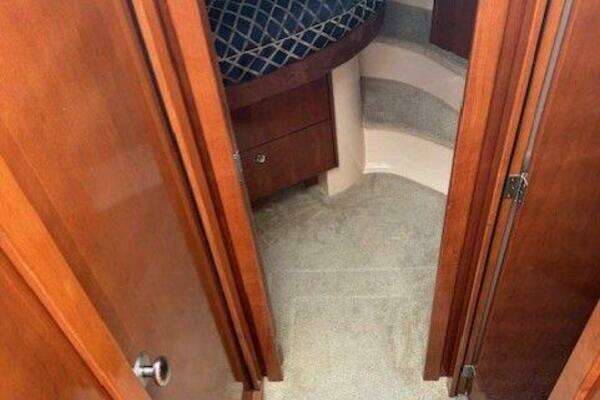 Meridian 391 Yacht For Sale