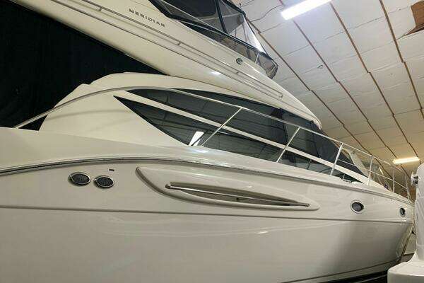 Meridian 391 Yacht For Sale
