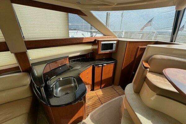 Meridian 391 Yacht For Sale